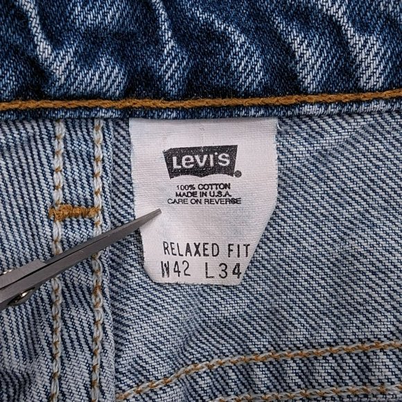 Levis Jeans 540 VTG Relaxed Fit 42x34 Cotton USA Made Denim Blue 90s High Rise - Picture 2 of 12
